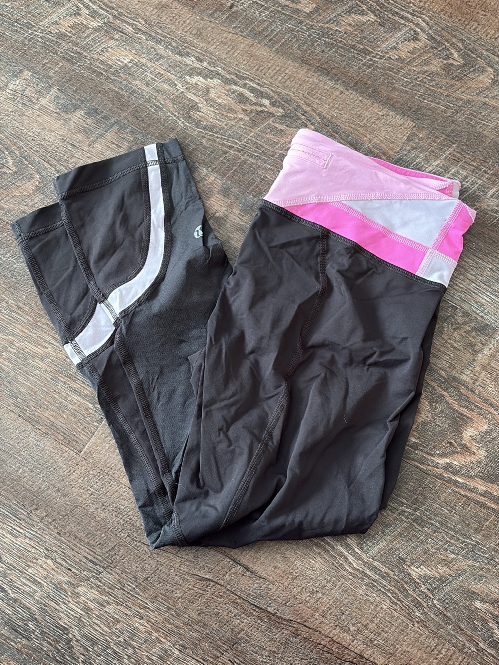 Lululemon Leggings with Pink Waistband